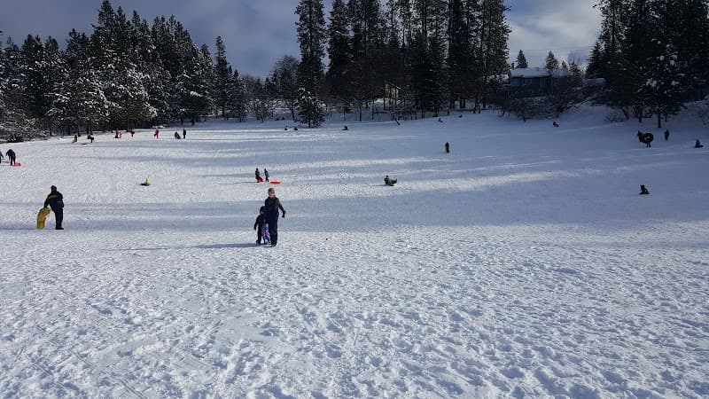 Photo by Guy Durocher (Google)