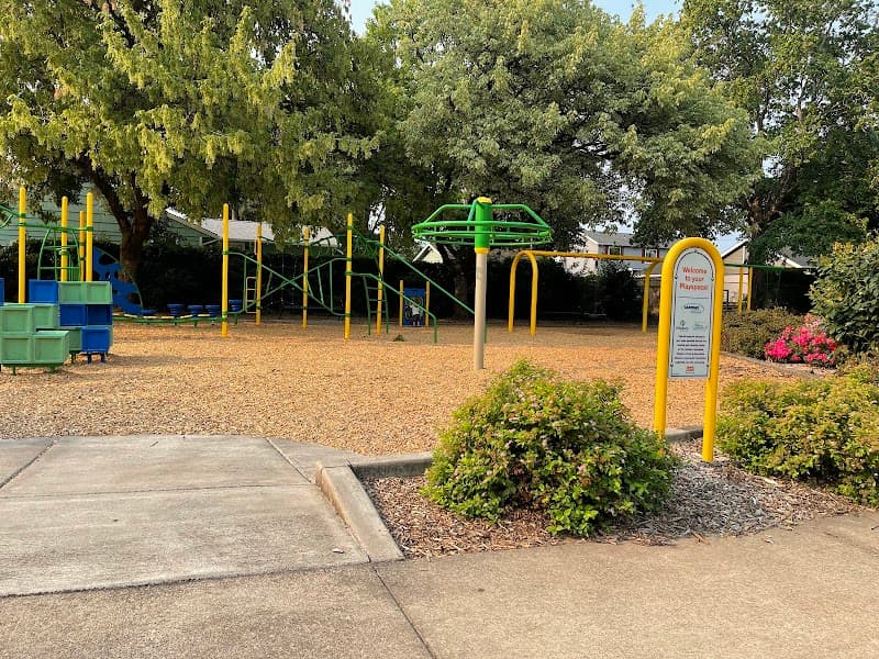 Photo by A H (Google)