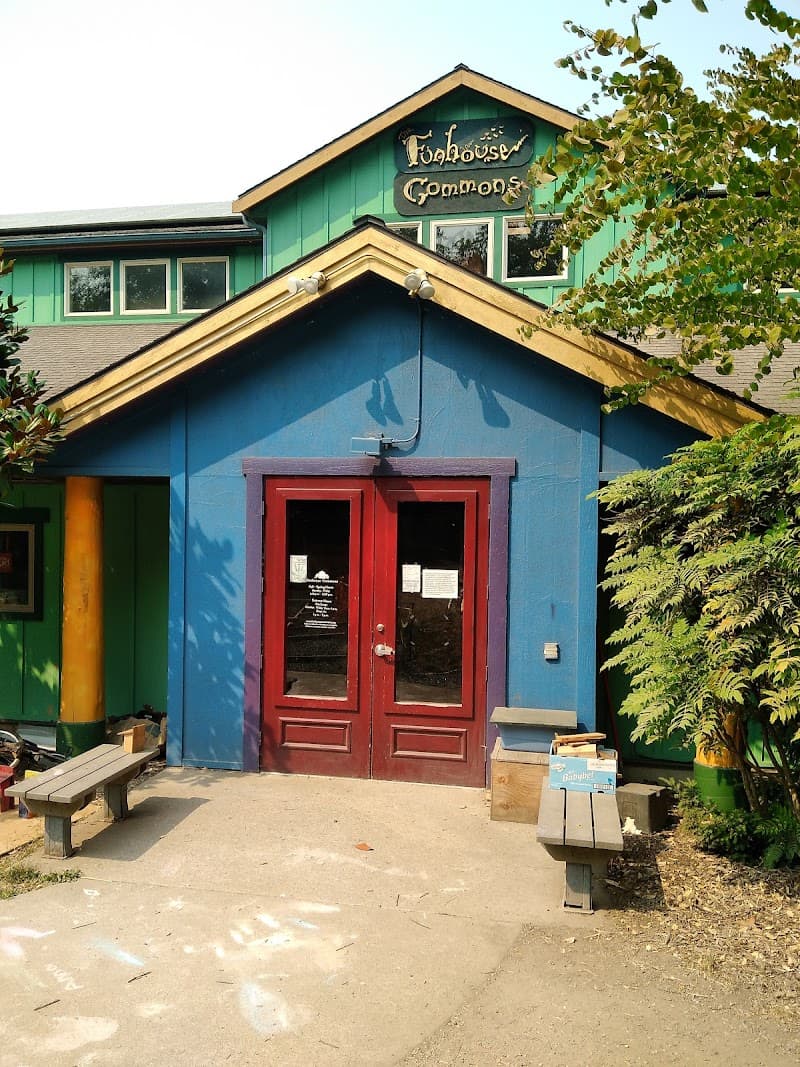 Photo by Justin L (Google)