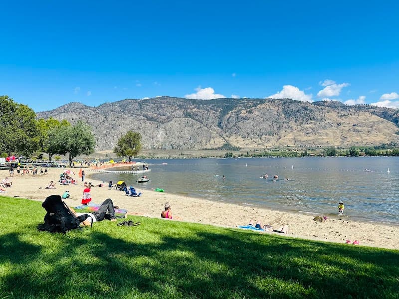 Photo by SIMON RN ZHANG (Google)