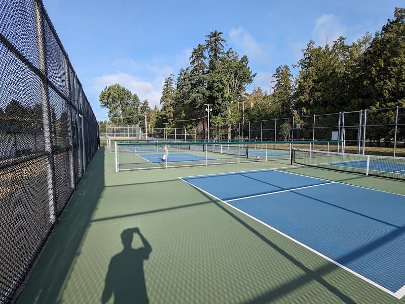 Photo by Edwin Lee (Google)