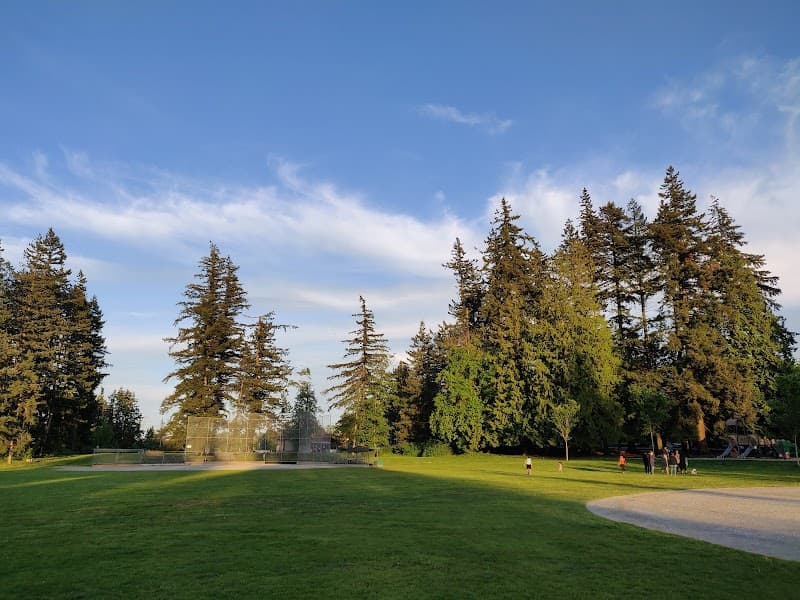 Photo by FeiFei Han (Google)