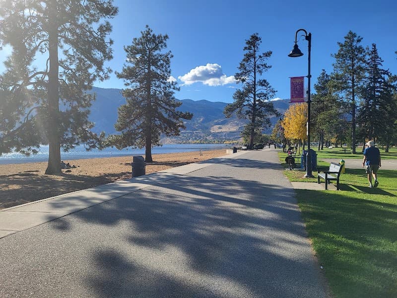 Photo by Daniel Dewar (Google)