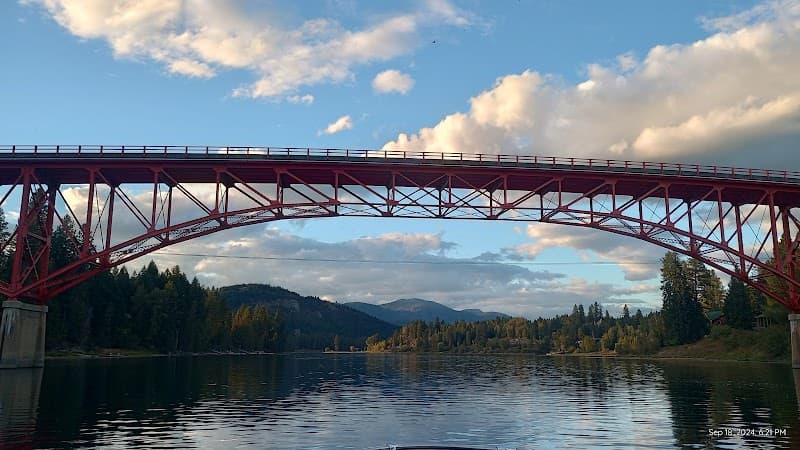 Photo by Tina Oles (Google)