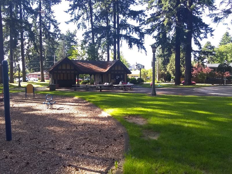 Photo by Erika Gundlach (Google)