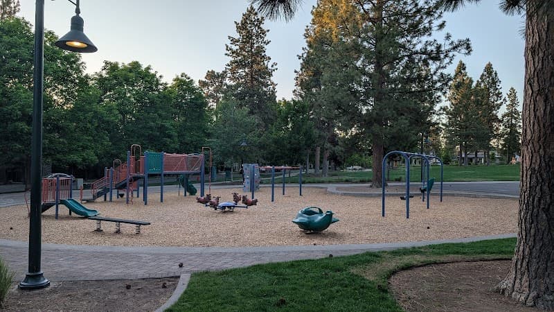 Photo by Denis LeBlanc (Google)