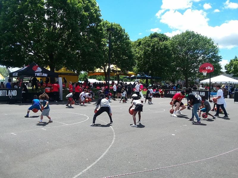 Photo by Chloe Bott (Google)