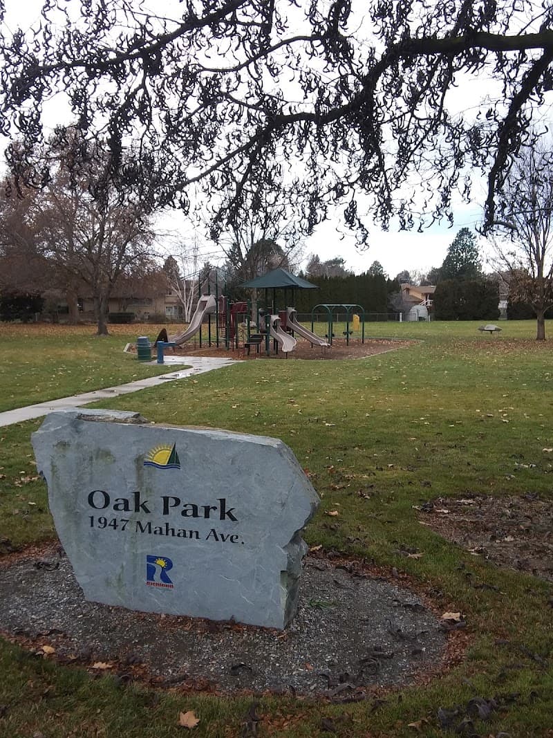 Photo by Victoria M. (Google)