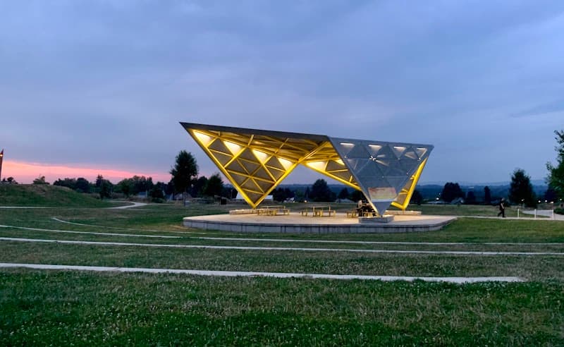 Photo by 57AN MDC (Google)