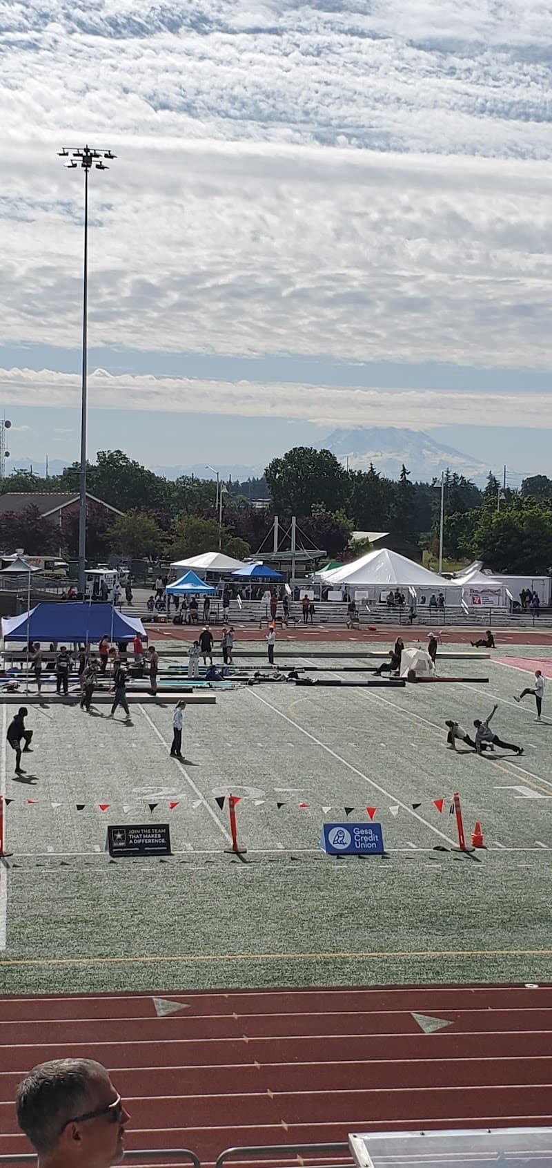 Photo by Izen (Google)