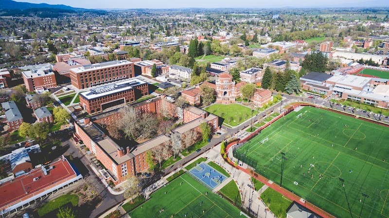 Photo by Lucas Raab (Google)