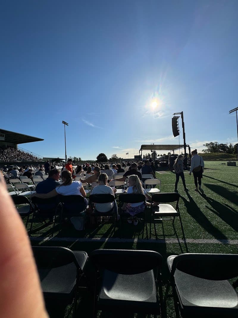 Photo by Carlye Wyatt (Google)