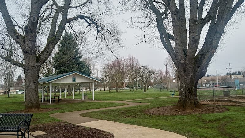 Photo by Gary Schartz (Google)