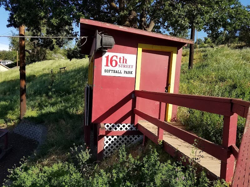 Photo by Bryan Dean (Google)