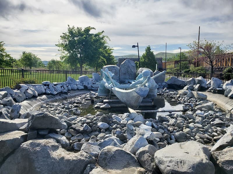 Photo by Tammy Laird (Google)