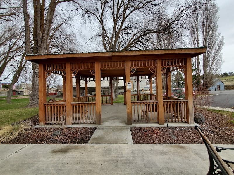 Photo by Heather Land (Google)