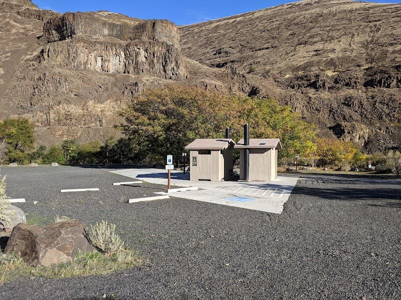 Photo by SoloFemaleAdventurer (Google)