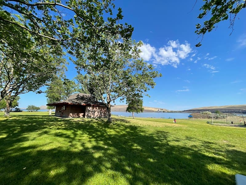 Photo by ICE777GUN (Google)