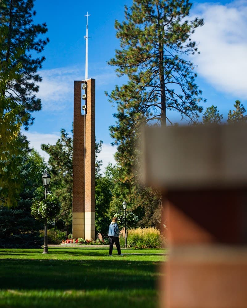 Photo by Brandt Hodgson (Google)