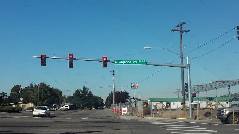 Photo by C & R the Artser (Google)