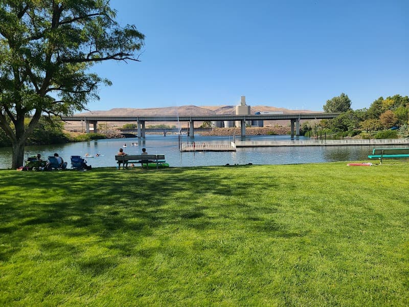 Photo by Ona Johnston (Google)