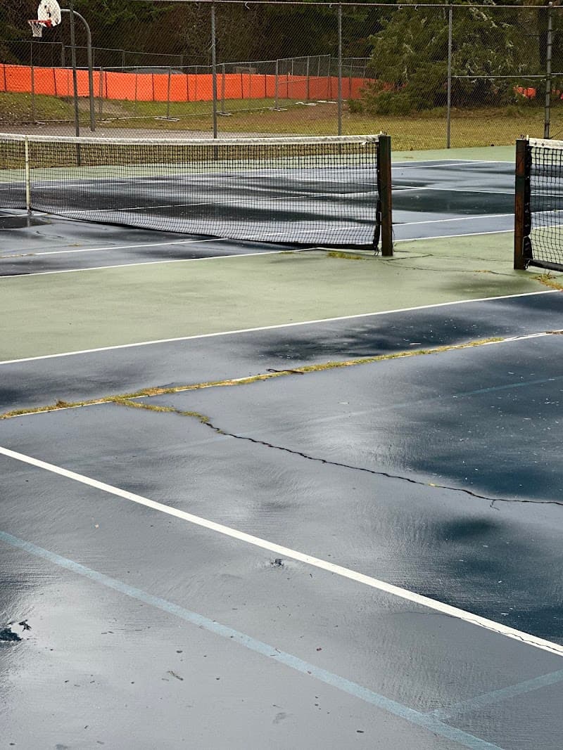 Discovery Park Tennis Court #1