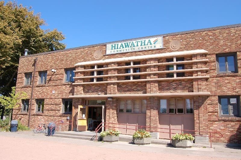 Photo by Hiawatha Community Center (Google)