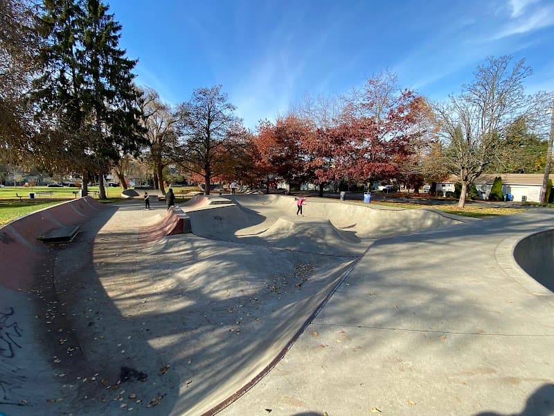 Photo by Sam Van Ginhoven (Google)