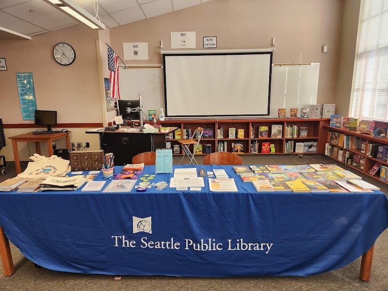 Hamilton International Middle School