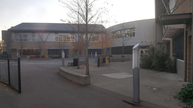 Photo by sophie liu (Google)