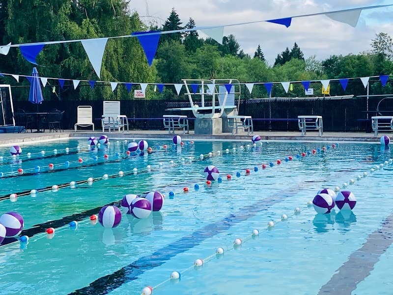 Photo by Phantom Lake Bath & Tennis Club (Google)