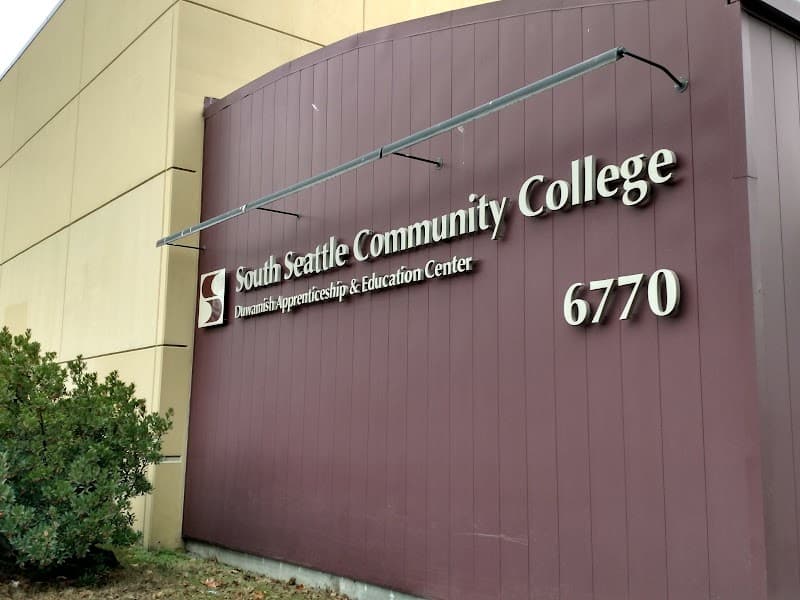 Photo by Leo Lam, Ph.D. (Google)