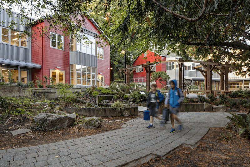 Photo by The Evergreen School (Google)