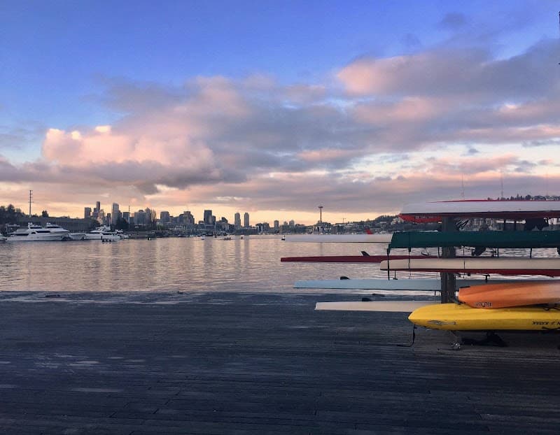 Photo by College Club Seattle (Google)