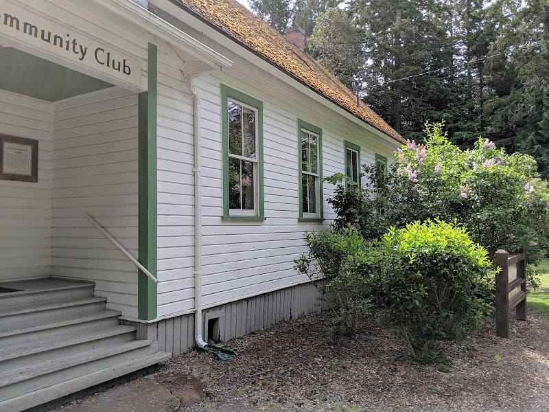 Photo by Stina Tillotson (Google)