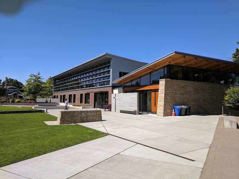 Photo by Yury N. (Google)