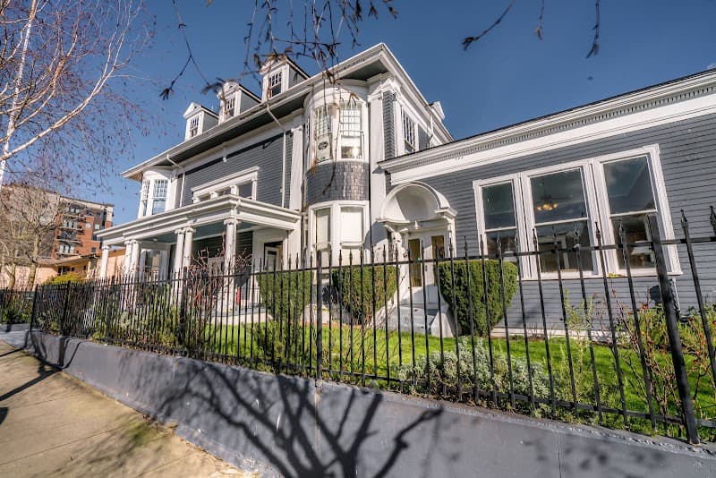 Photo by Union Club Tacoma (Google)