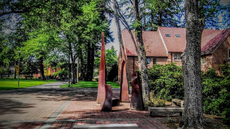 Photo by Becky W (Google)