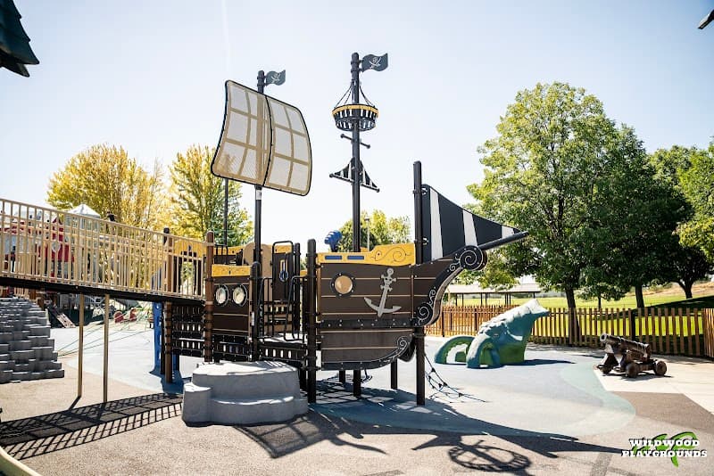 Photo by Evan Jaax (Google)