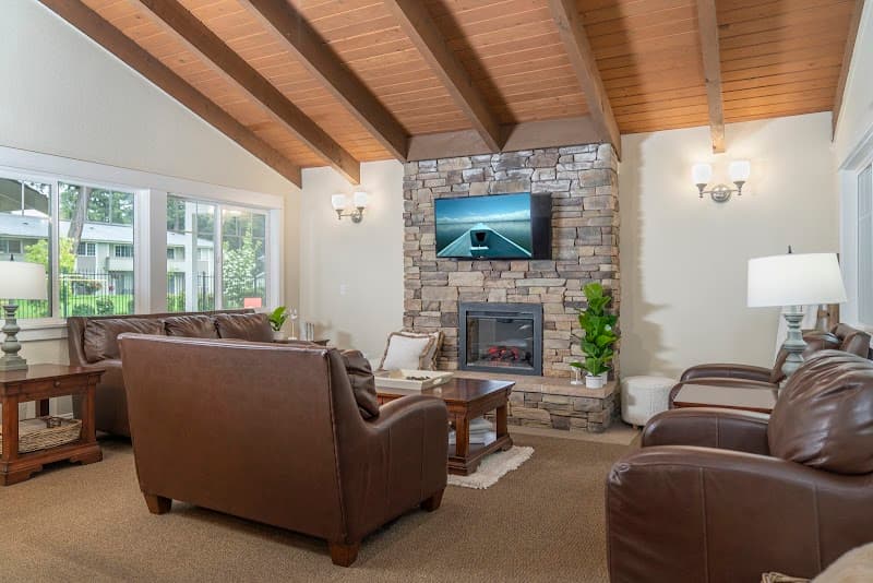 Park Place Apartments Swimming Pool