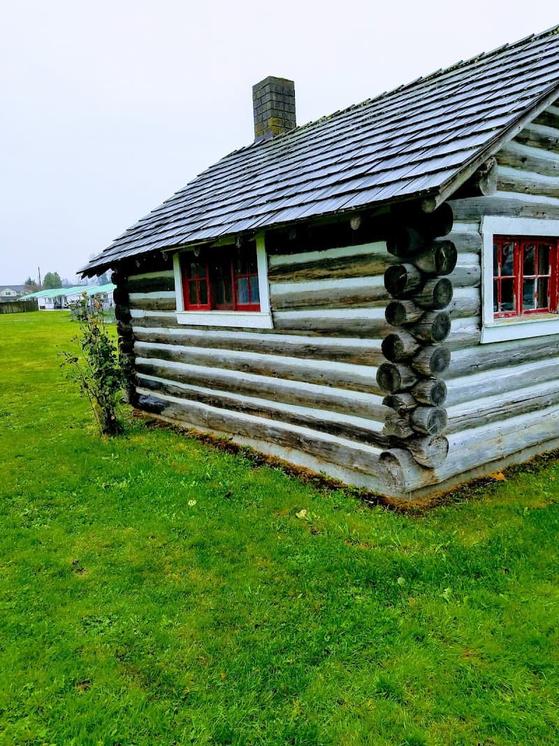 Photo by Linda Johnston (Google)