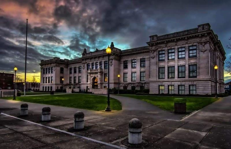 Photo by Eric Torres (Google)