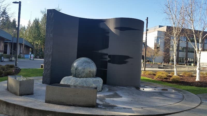 Photo by Lonnie Hunter (Google)