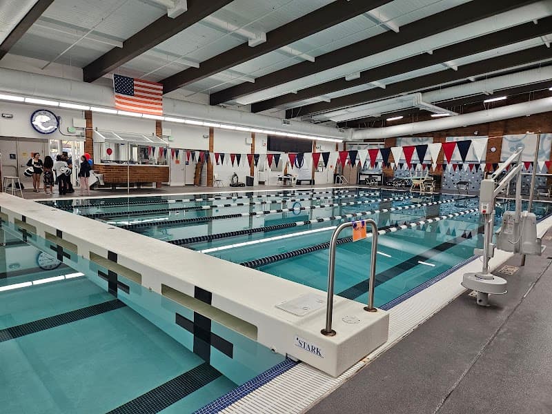 Photo by Edwin Yuen (Google)