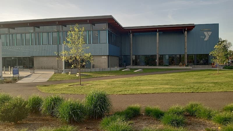 Photo by Bella Official (Google)