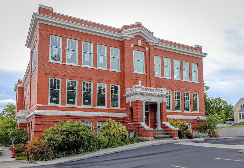 Photo by Vladimir Souline (Google)