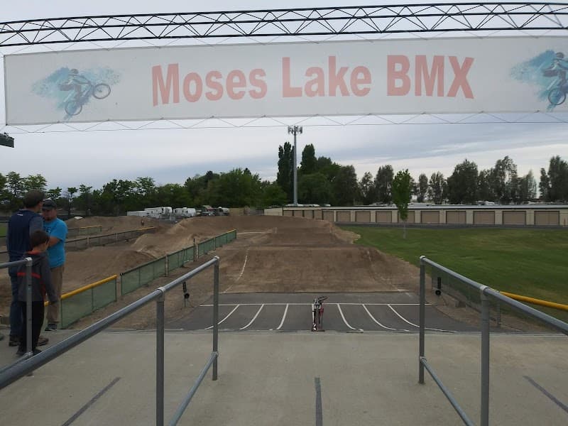 Photo by Gregorio Bernstine (Google)