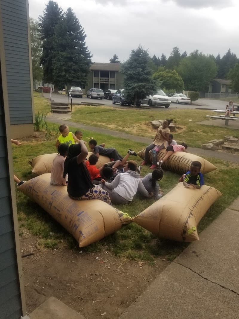 Photo by Diamond Visionx2 (Diamondvisionx2) (Google)