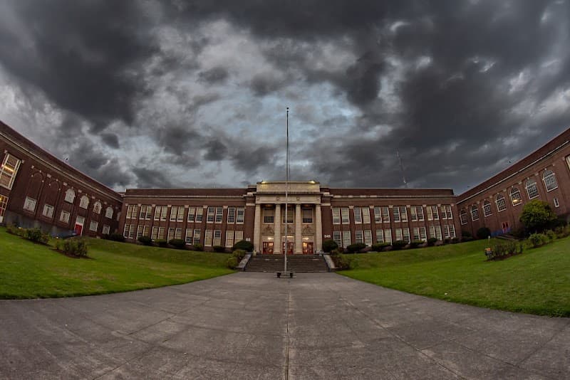 Photo by Trevor (Google)