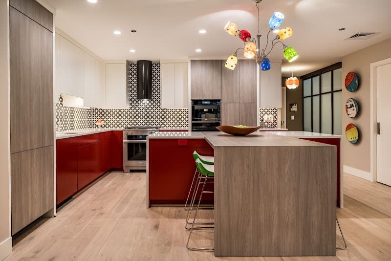 Photo by Urban I.D. Interior Design Studio (Google)